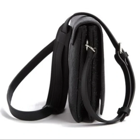 FRENCH Connection
Marin Messenger Bag - Picture 2 of 5